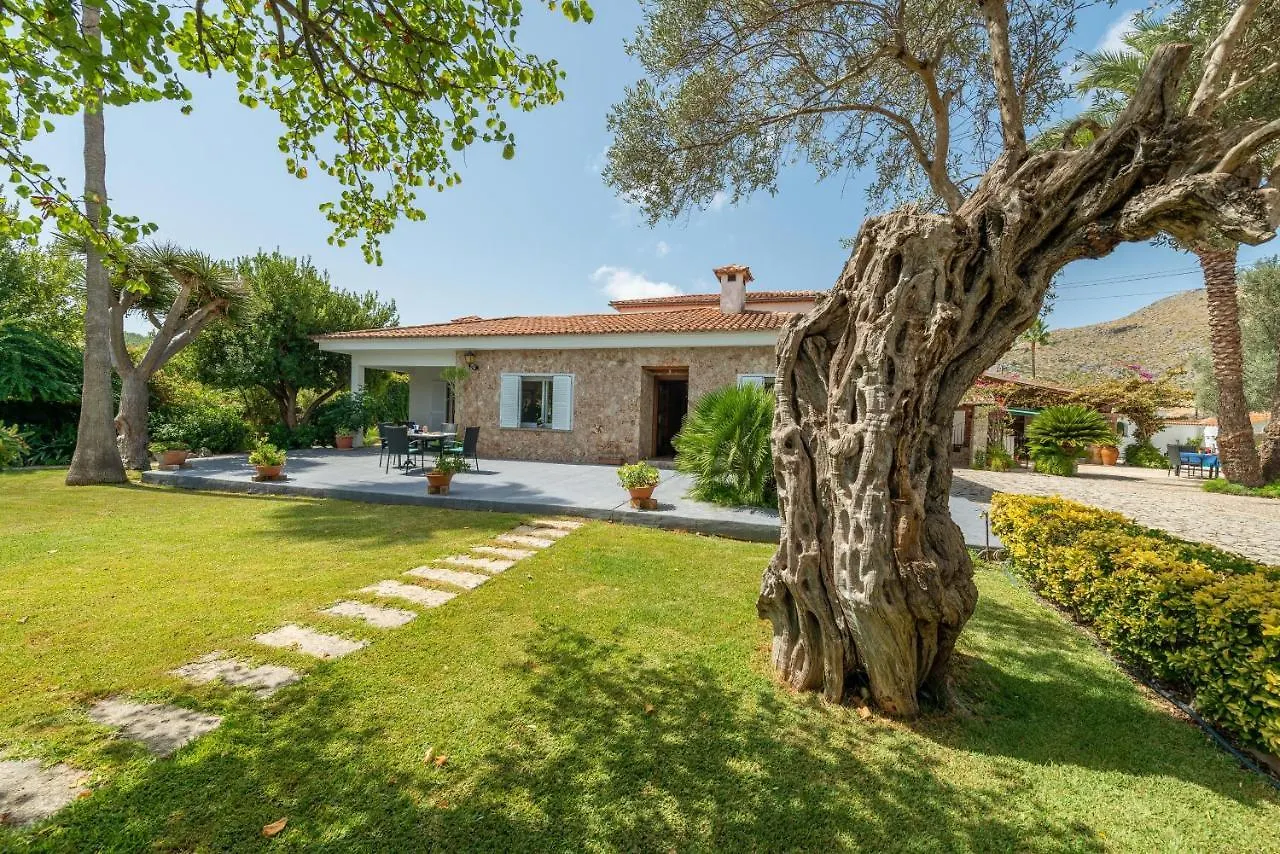 Malondra Villa Port de Pollenca Spain